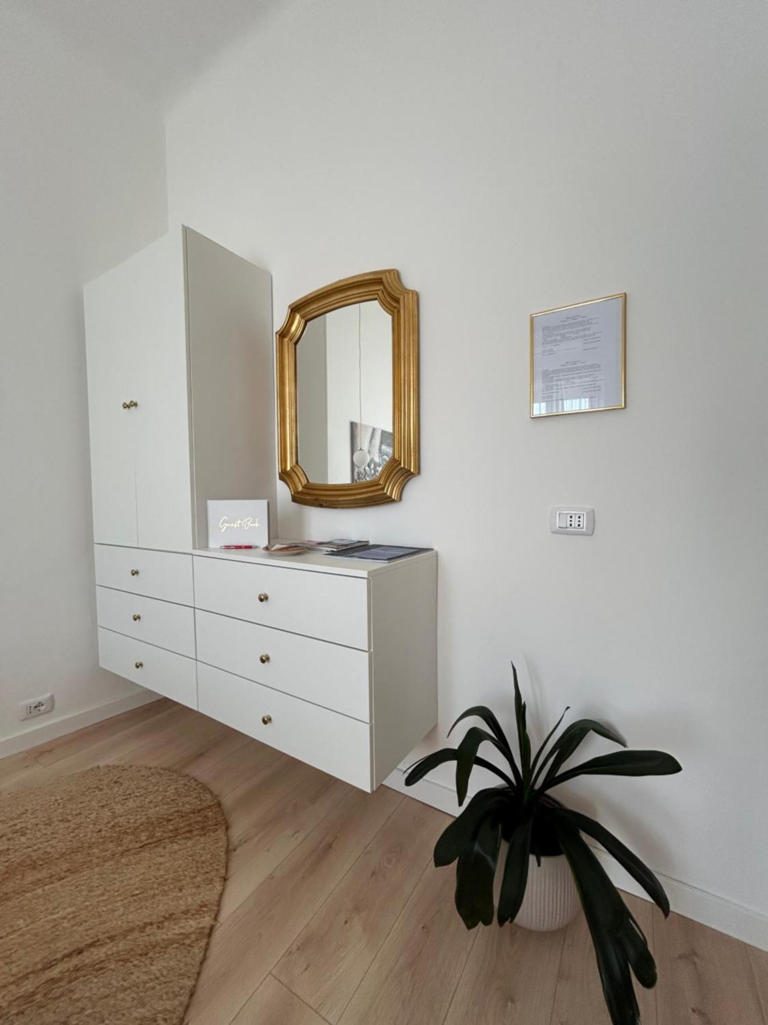 V&C Home Rental Specialist Appartamenti Fronte Lago Maggiore Germignaga Zewnętrze zdjęcie