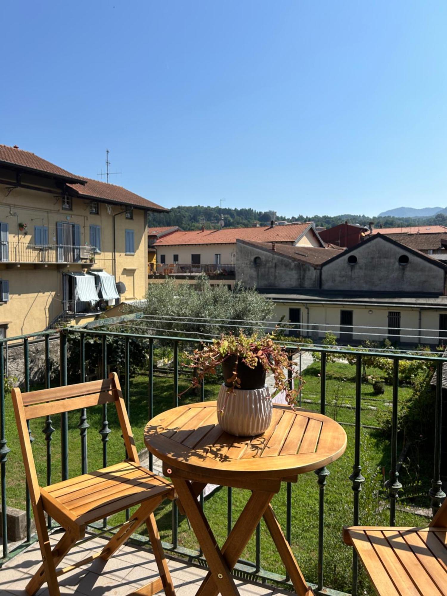 V&C Home Rental Specialist Appartamenti Fronte Lago Maggiore Germignaga Zewnętrze zdjęcie