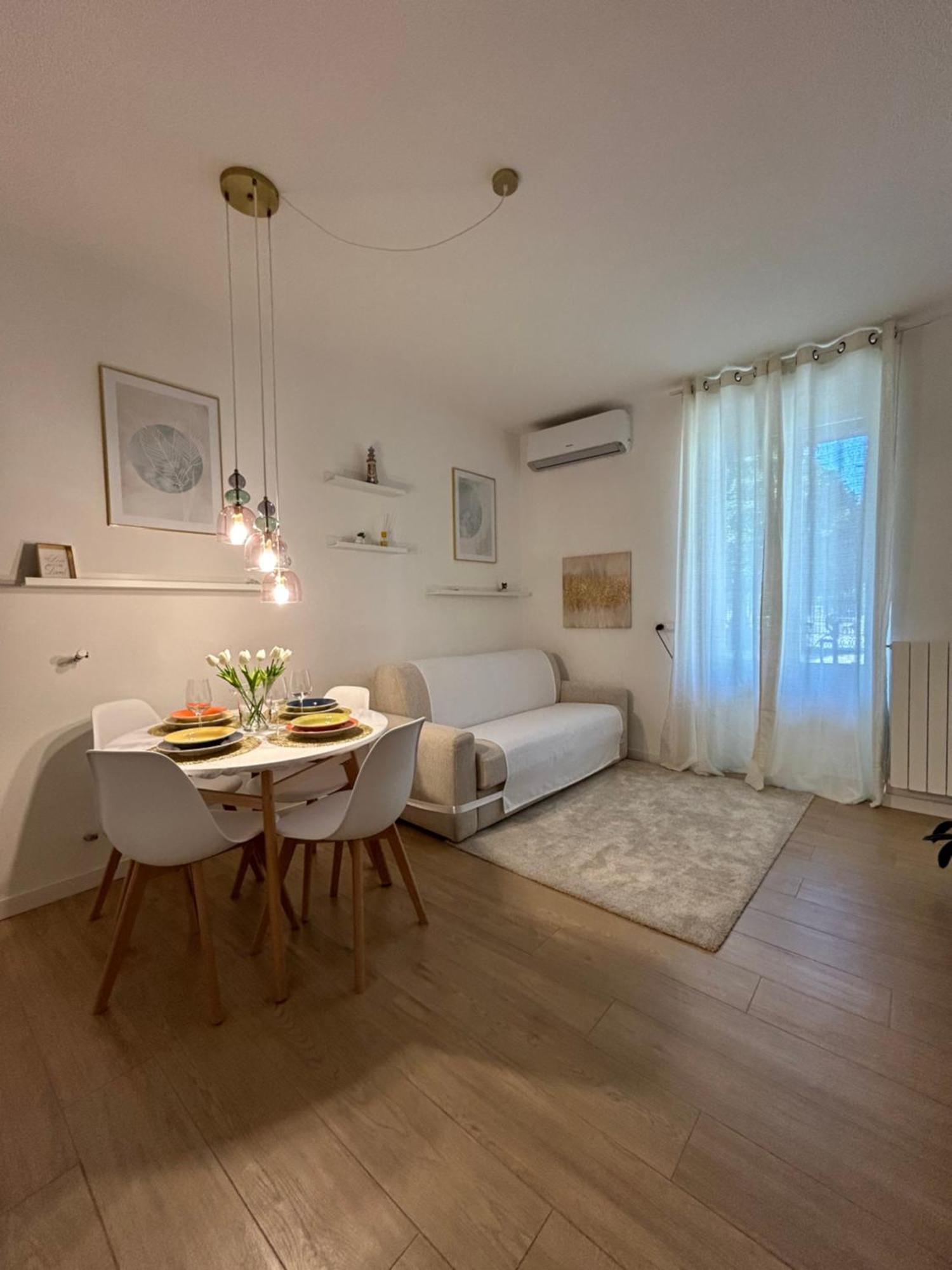 V&C Home Rental Specialist Appartamenti Fronte Lago Maggiore Germignaga Zewnętrze zdjęcie